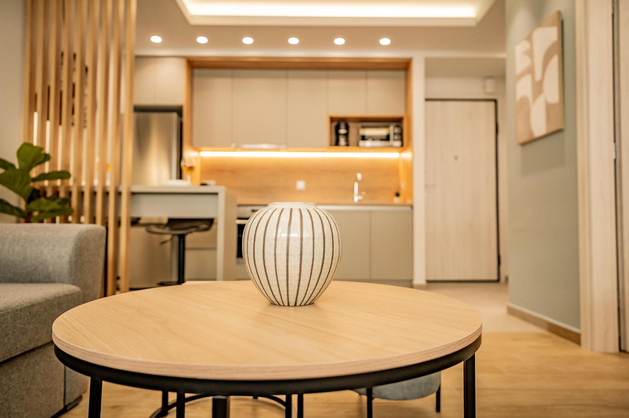 Urban Luxury Suites Thessaloniki Buitenkant foto