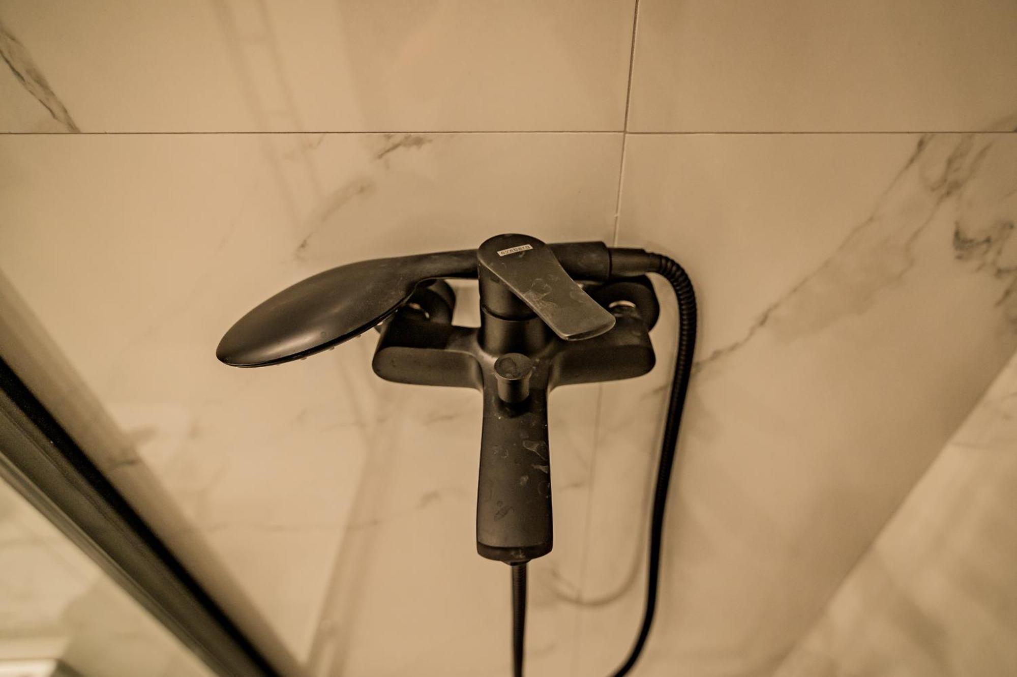 Urban Luxury Suites Thessaloniki Buitenkant foto