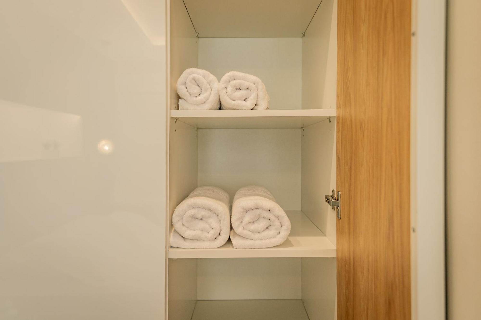 Urban Luxury Suites Thessaloniki Buitenkant foto