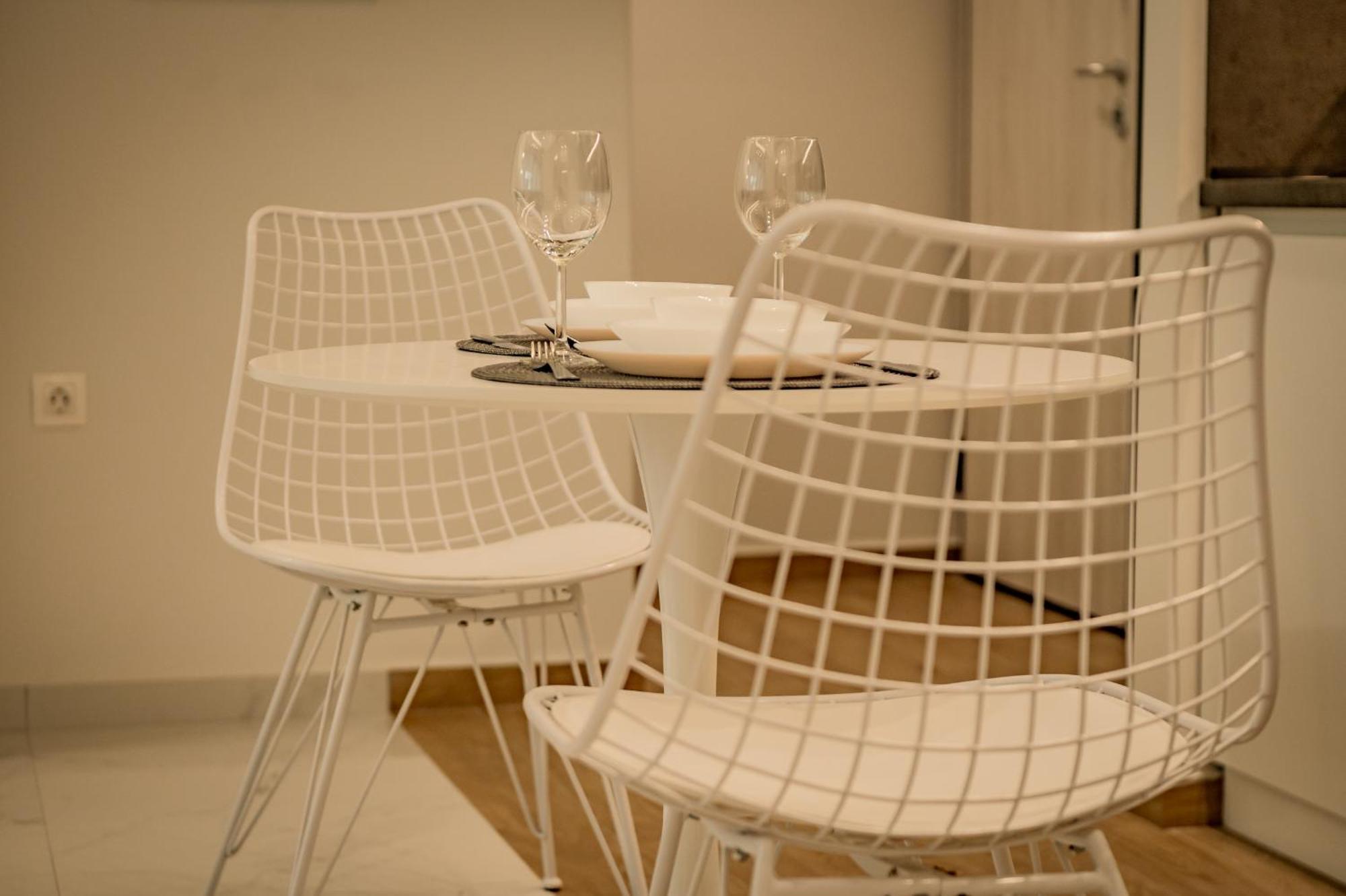 Urban Luxury Suites Thessaloniki Buitenkant foto